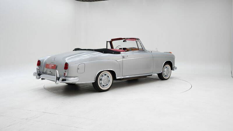 Afbeelding 2/15 van Mercedes-Benz 220 S Cabriolet (1959)