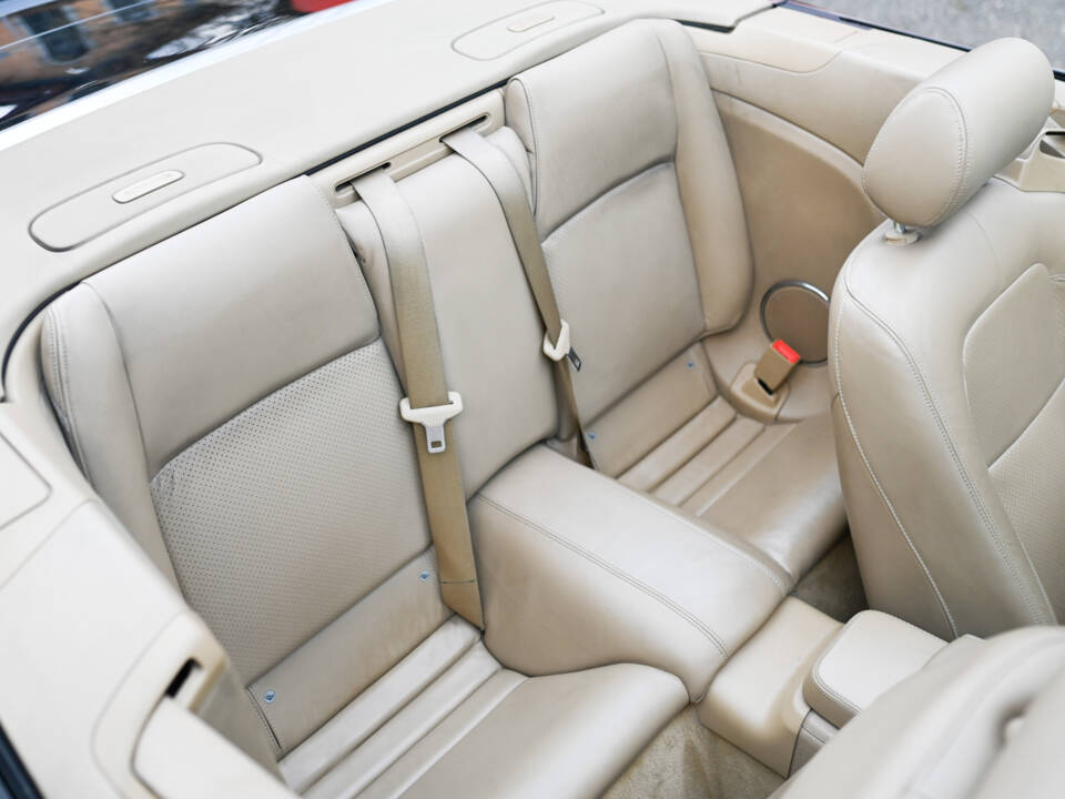 Imagen 35/43 de Jaguar XKR (2007)