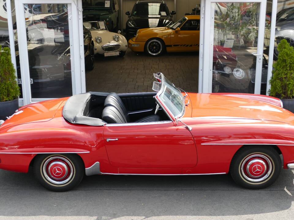 Image 21/23 of Mercedes-Benz 190 SL (1958)