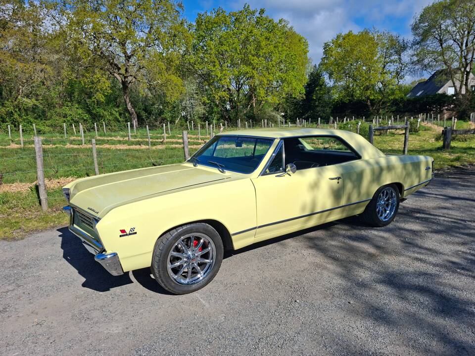 Image 1/13 of Chevrolet Chevelle Malibu Coupe (1967)