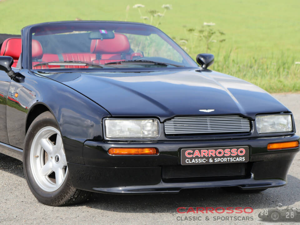 Imagen 11/44 de Aston Martin Virage Volante (1993)