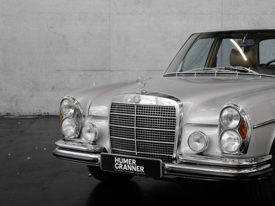 Immagine 12/50 di Mercedes-Benz 300 SEL 6.3 (1968)