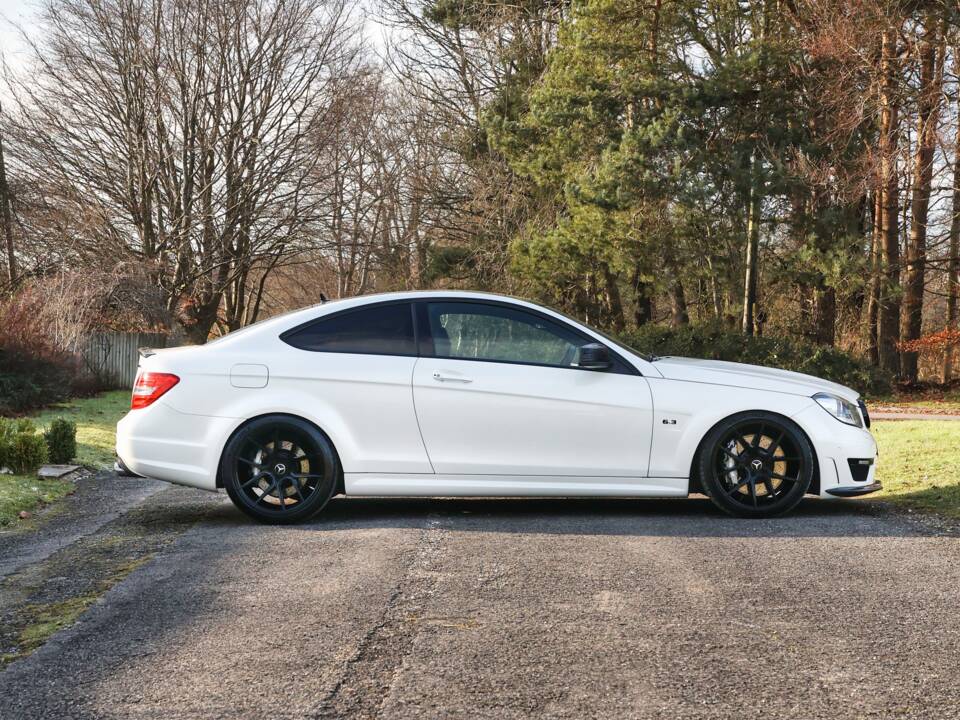 Imagen 37/40 de Mercedes-Benz C 63 AMG (2013)