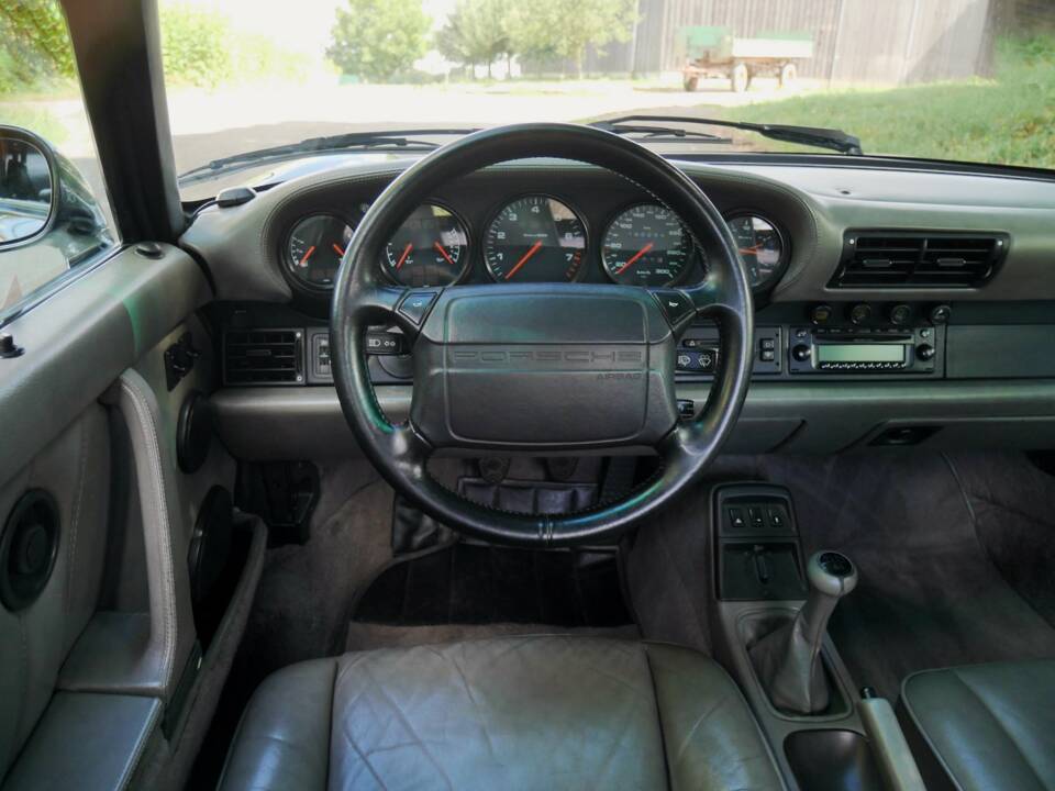 Bild 17/32 von Porsche 911 Carrera 4 (1992)