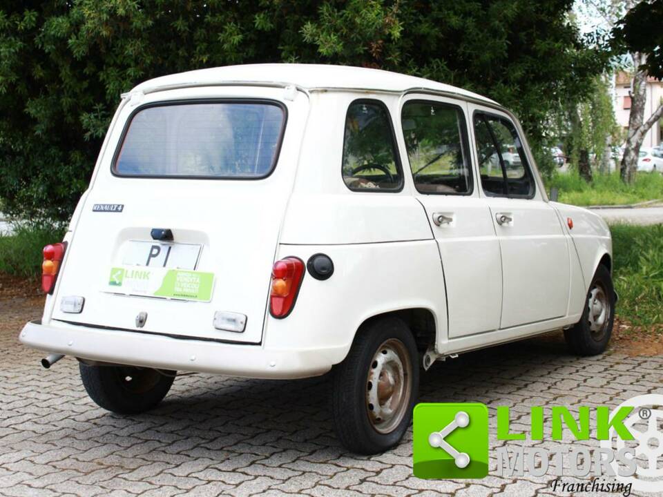Bild 4/10 von Renault R 4 (1987)