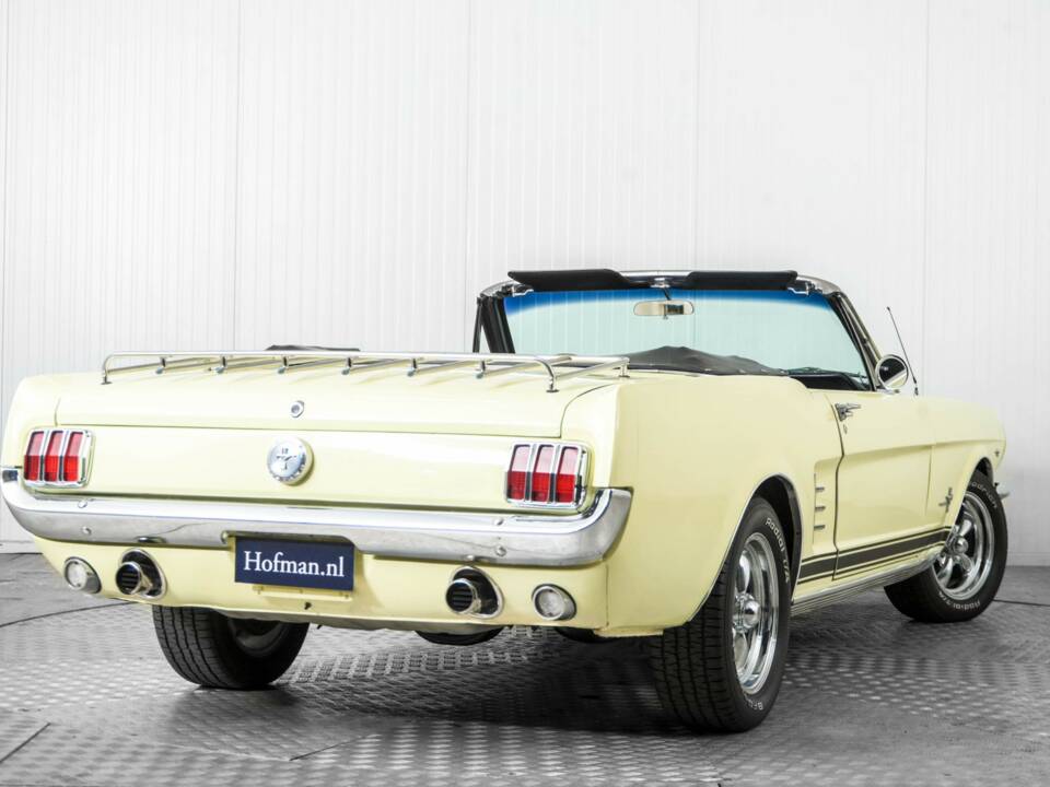 Imagen 44/50 de Ford Mustang 390 GTA (1966)