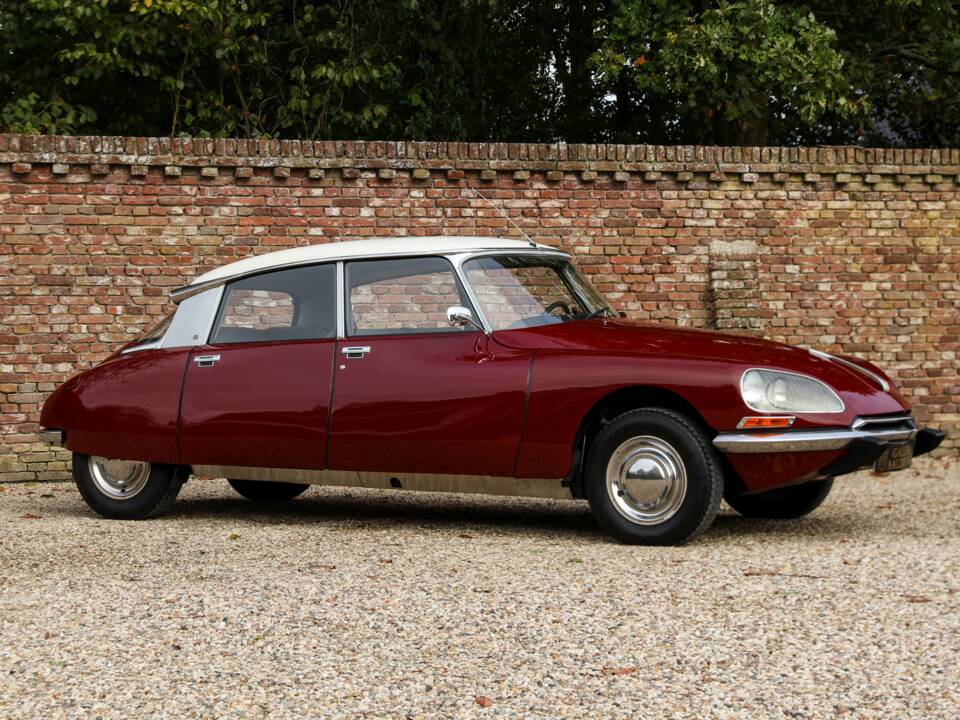 Image 49/50 de Citroën DS 21 (1971)