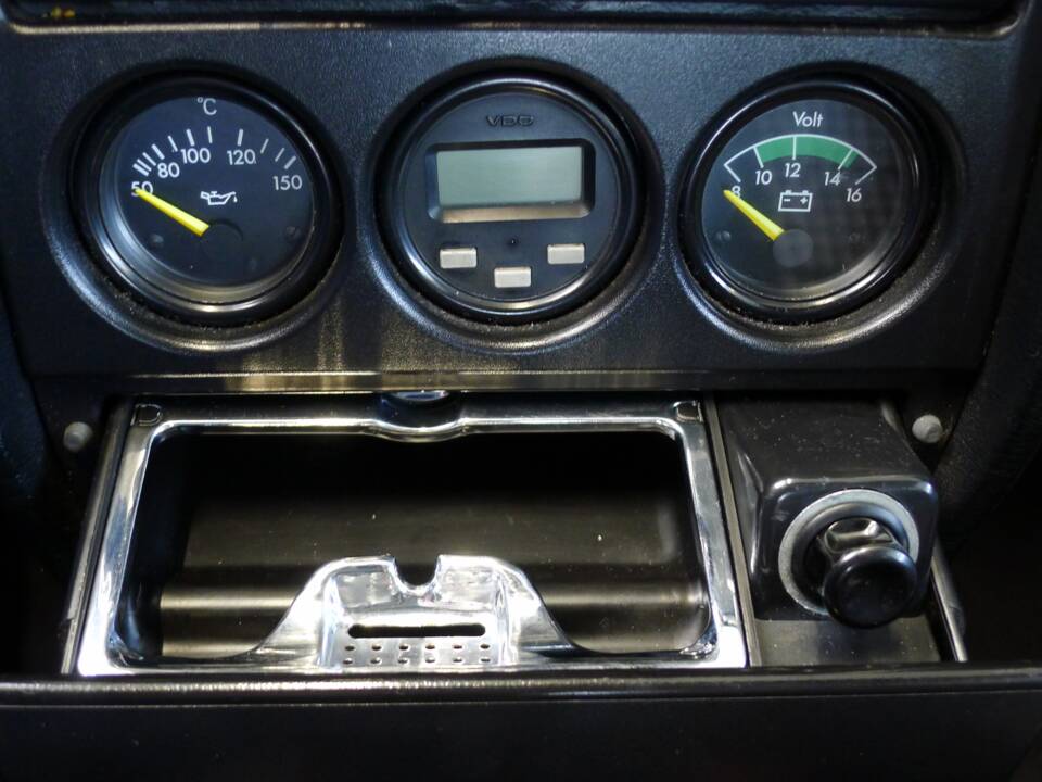 Image 4/49 of Mercedes-Benz 190 E 2.3-16 (1984)