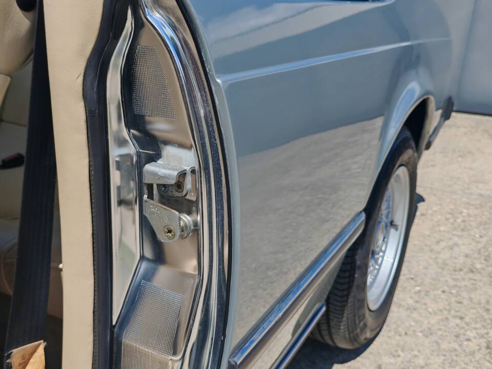 Image 29/46 of BMW 635 CSi (1981)
