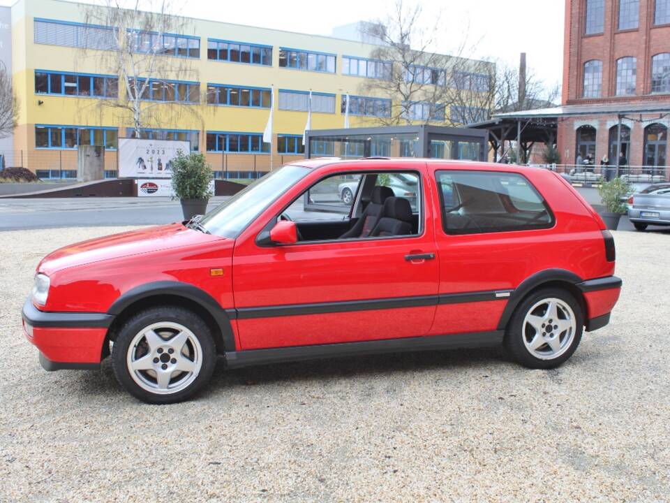 Afbeelding 2/21 van Volkswagen Golf III GTI 2.0 (1994)