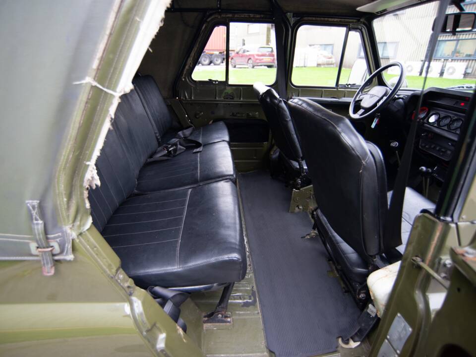 Image 17/35 of UAZ 31512 (2003)