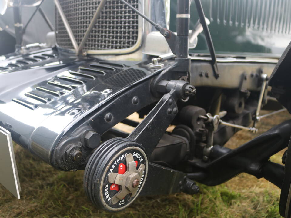 Image 13/33 de Lagonda 2 Litre Continental Tourer (1932)