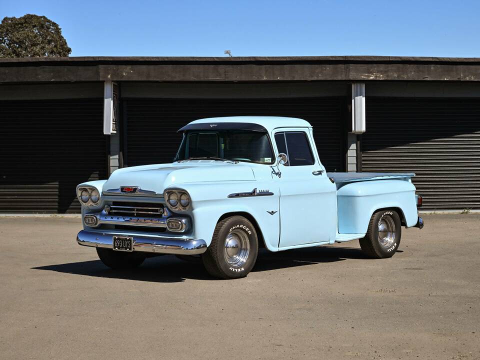 Immagine 16/50 di Chevrolet Apache Stepside (1958)