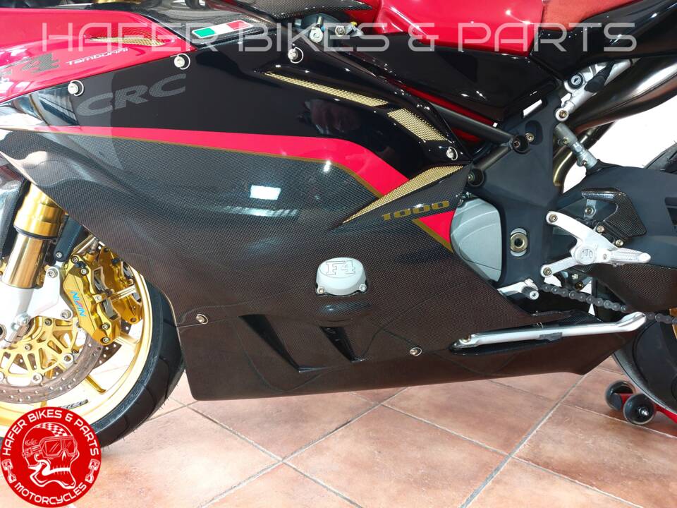 Image 39/50 de MV Agusta DUMMY (2004)