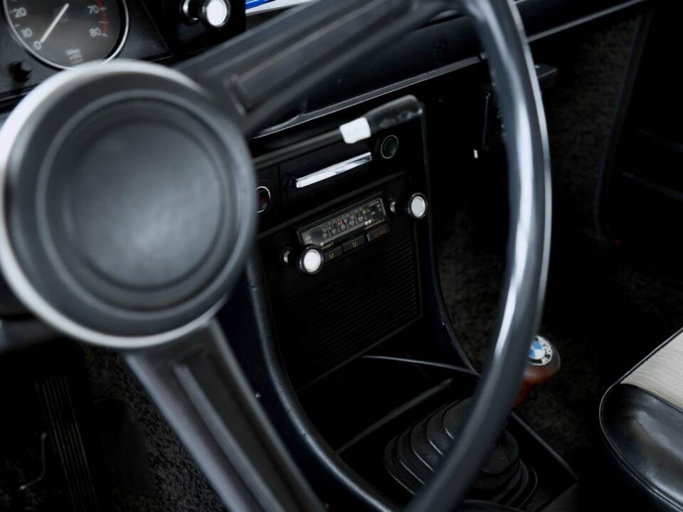 Bild 25/46 von BMW Touring 1600 (1972)