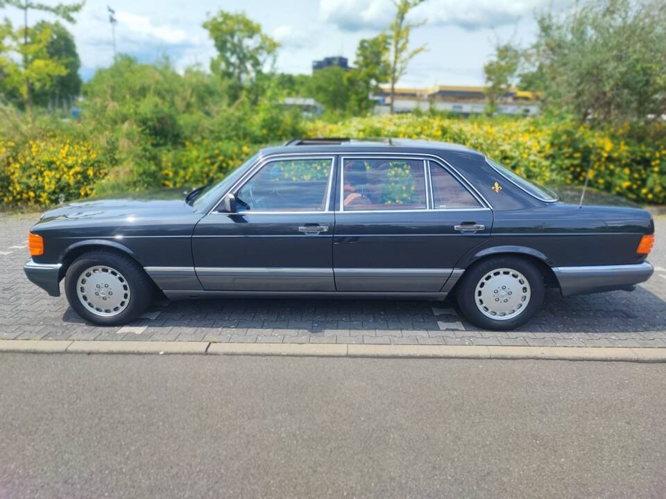Bild 20/34 von Mercedes-Benz 420 SEL (1989)