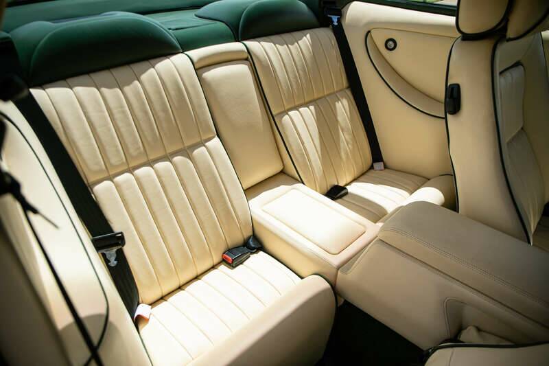 Bild 26/32 von Aston Martin V8 Coupé (1998)