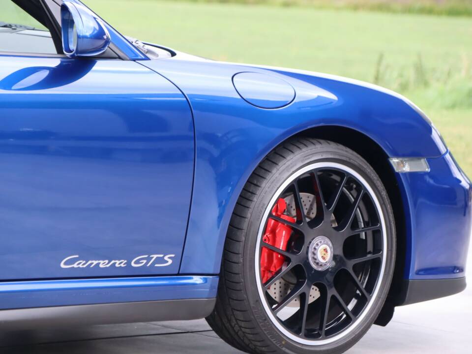 Bild 25/50 von Porsche 911 Carrera 4 GTS (2011)