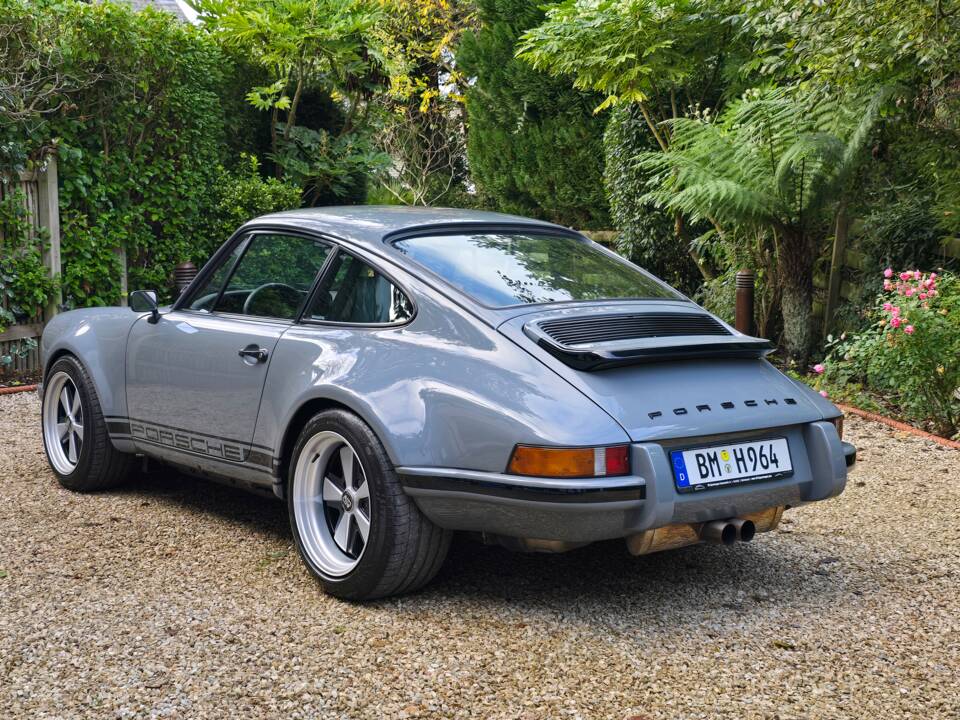 Image 90/100 of Porsche 911 Carrera 2 (1989)