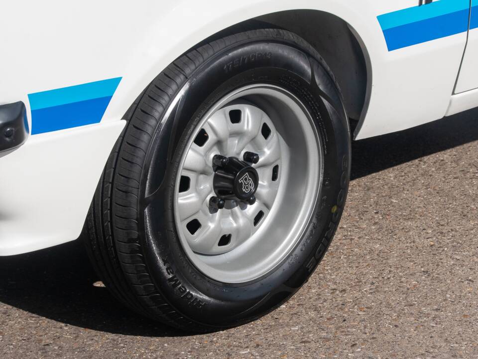 Image 22/50 of Ford Escort Mk II RS1800 (1976)