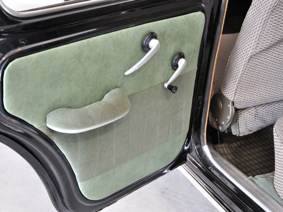 Imagen 18/37 de FIAT 1100-103 H (1959)