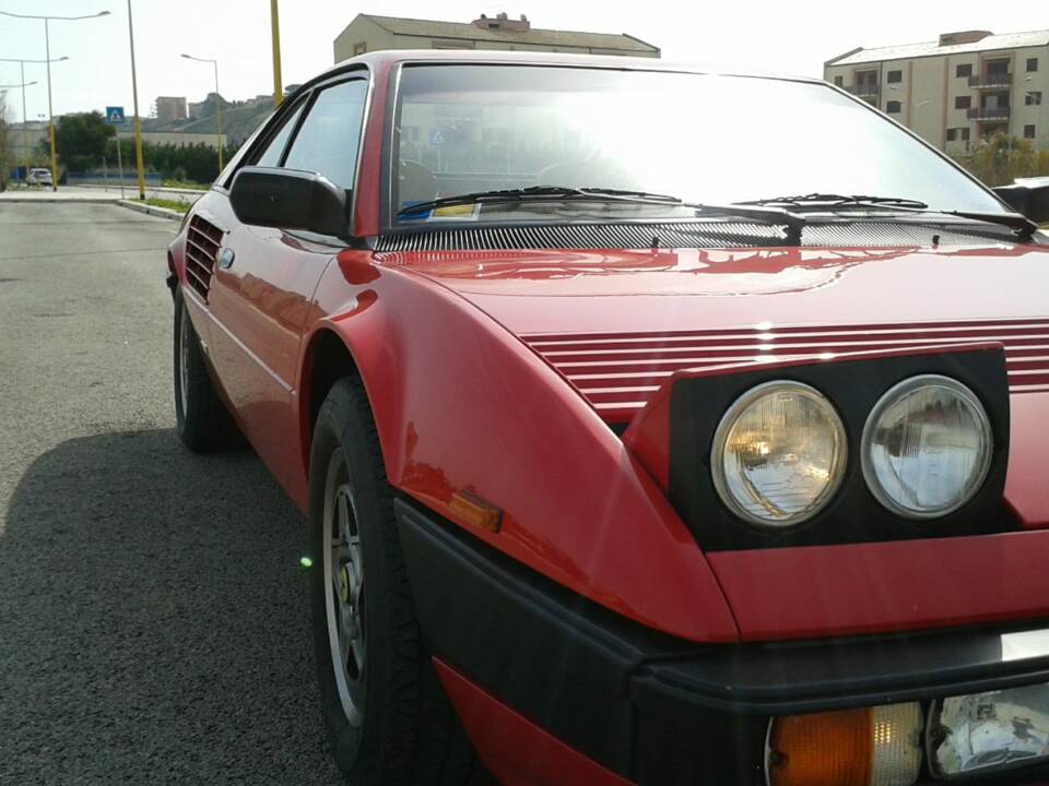 Image 16/73 de Ferrari Mondial Quattrovalvole (1984)