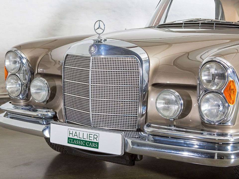 Afbeelding 8/20 van Mercedes-Benz 300 SE (1964)