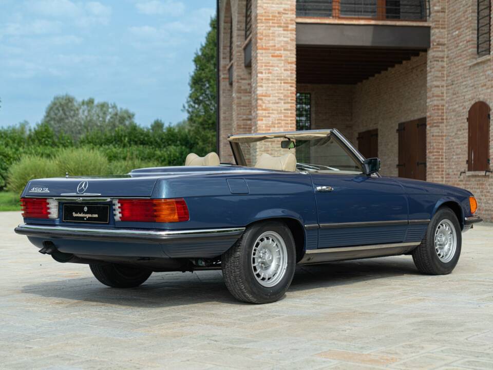 Image 9/50 de Mercedes-Benz 450 SL (1977)