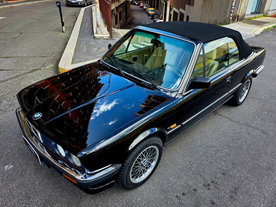 Bild 9/31 von BMW 320i (1988)