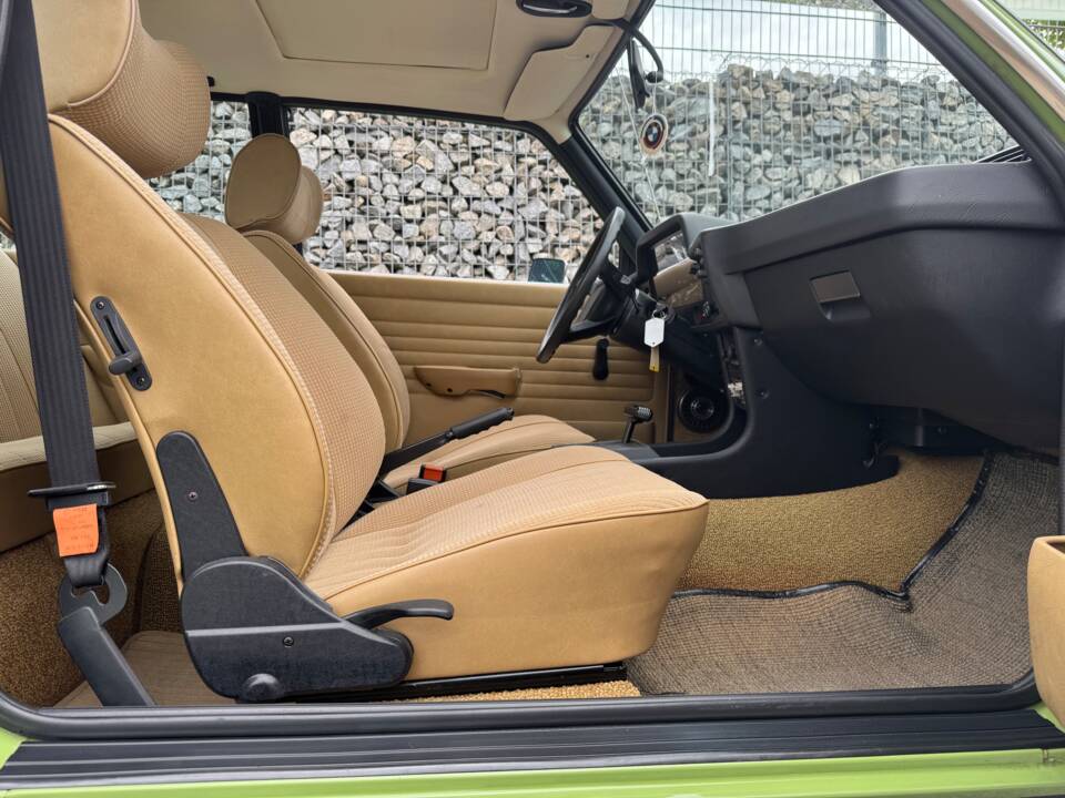 Bild 33/57 von BMW 320 (1978)