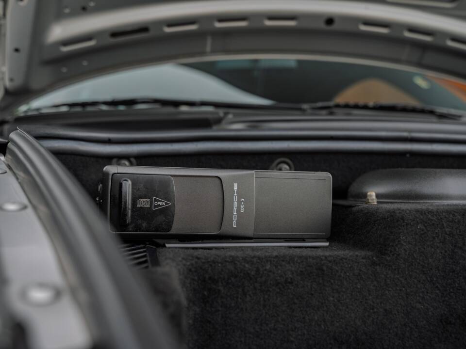 Afbeelding 61/73 van Porsche 911 Carrera 4S (2002)