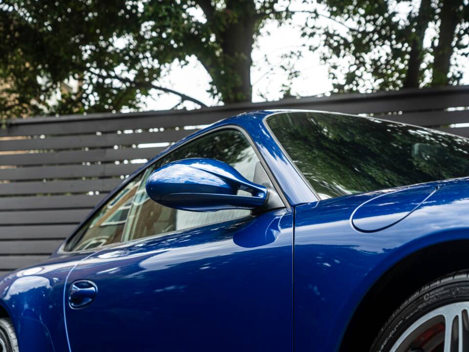 Image 44/50 of Porsche 911 Carrera S (2010)
