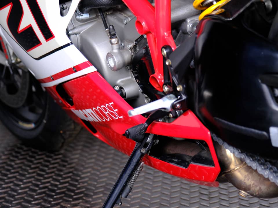 Image 74/98 of Ducati 1098 R (2010)