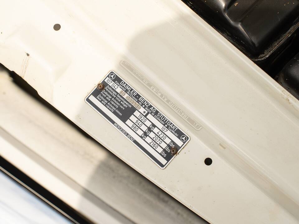 Afbeelding 41/42 van Mercedes-Benz 280 SL (1977)