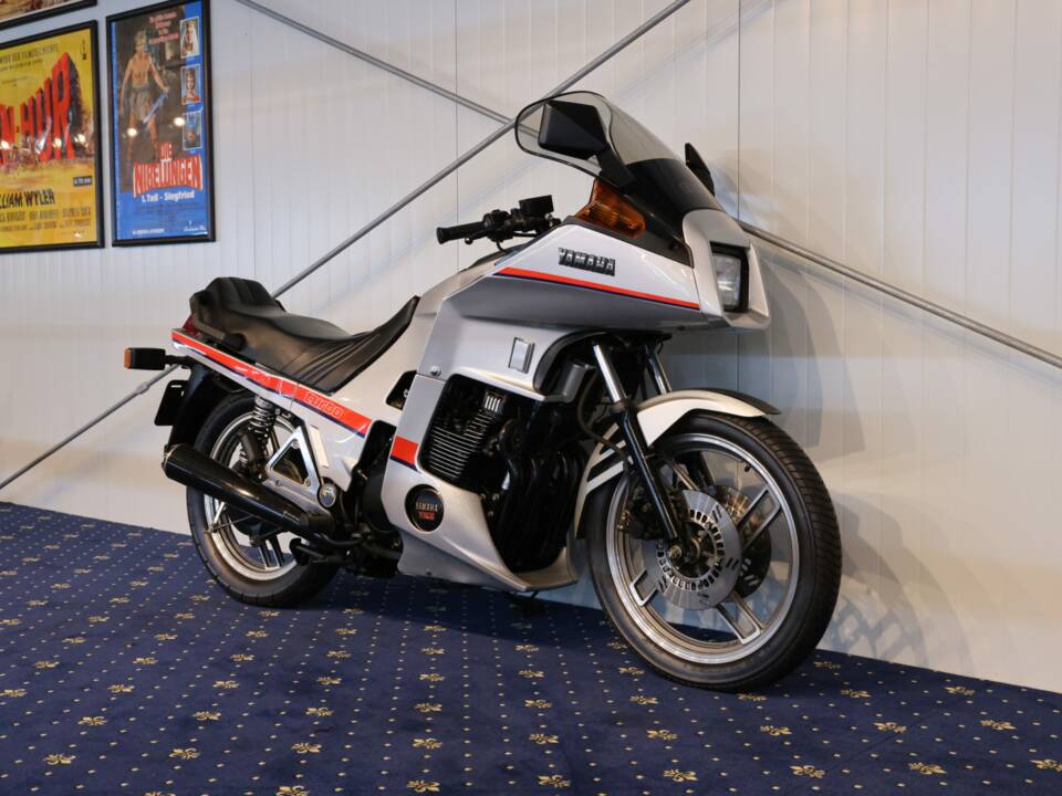 Immagine 3/29 di Yamaha XJ 650 Turbo (1986)