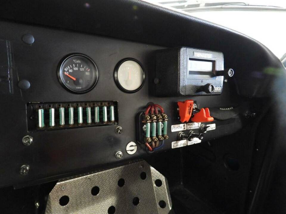 Image 8/15 of Lancia Fulvia Coupe HF 1.6 (1972)