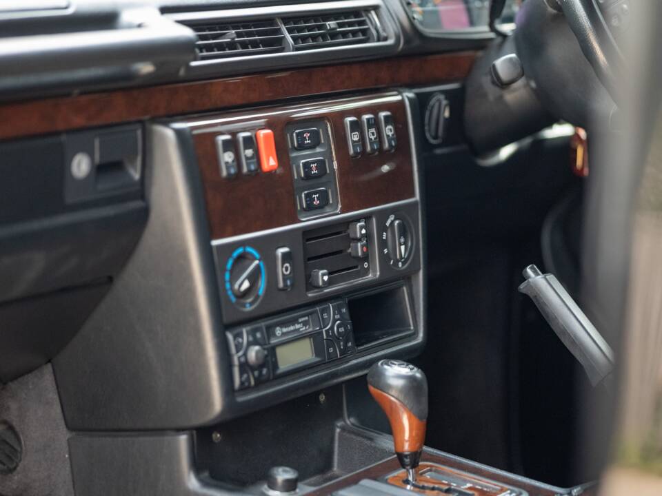 Bild 47/50 von Mercedes-Benz G 500 (kurz) (2000)