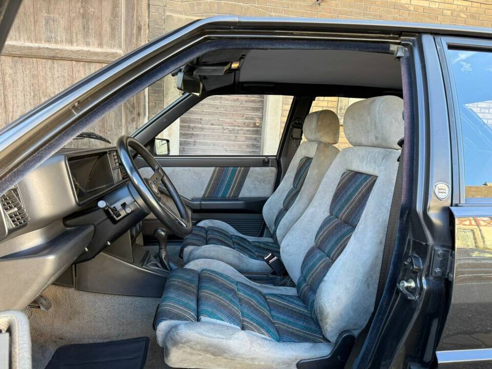 Afbeelding 5/20 van Lancia Delta HF Integrale (1990)