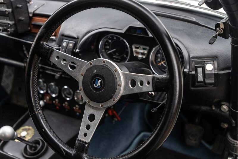 Image 2/50 of Triumph 2000 Mk I (1965)