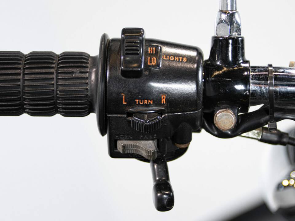 Bild 16/50 von Kawasaki DUMMY (1976)