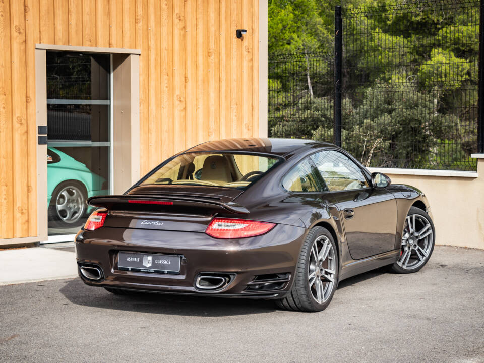 Image 14/50 of Porsche 911 Turbo (2009)