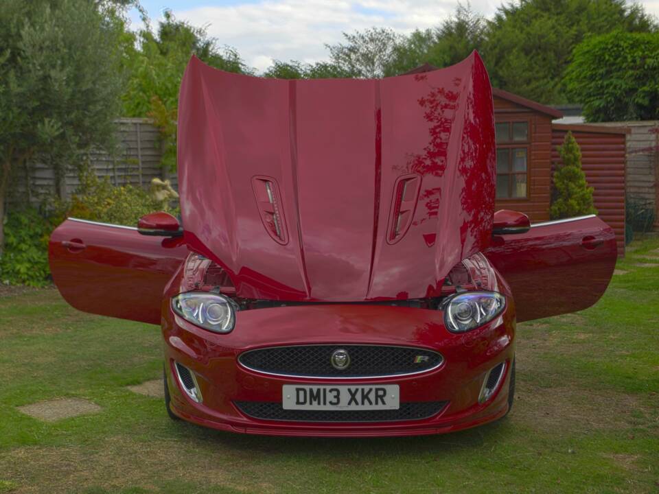 Image 29/50 of Jaguar XKR (2013)