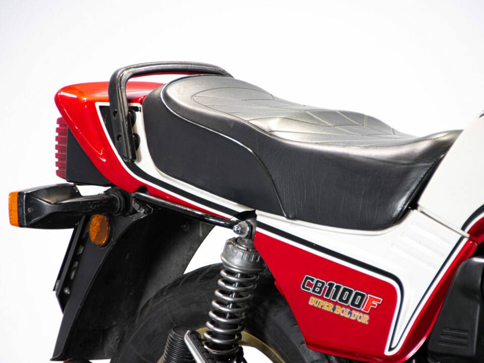 Bild 30/50 von Honda CB 1100 F Super Bol d´Or (1983)