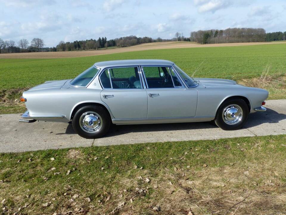 Maserati Quattroporte silbergrau metallic 1966