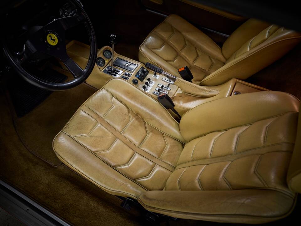 Image 94/100 of Ferrari 308 GTB Quattrovalvole (1983)