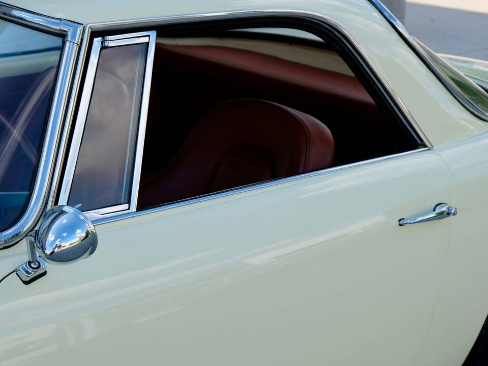 Imagen 21/40 de Lancia Flaminia GT Touring (1961)