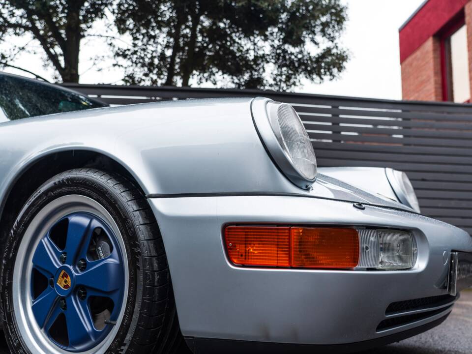Afbeelding 54/61 van Porsche 911 Carrera 4 (1990)