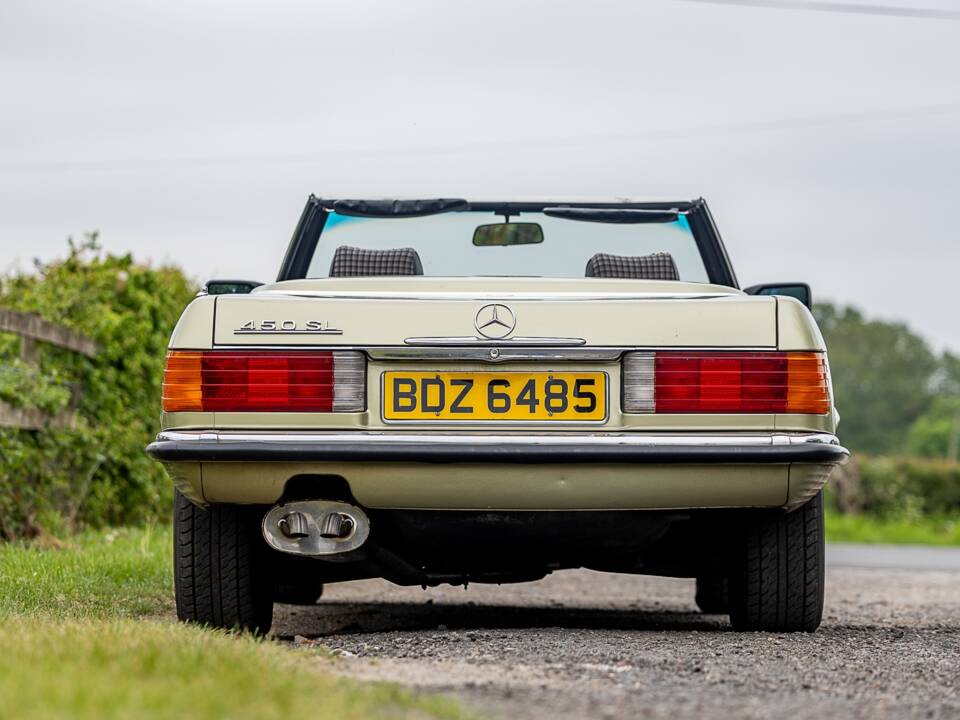 Afbeelding 36/45 van Mercedes-Benz 450 SL (1980)