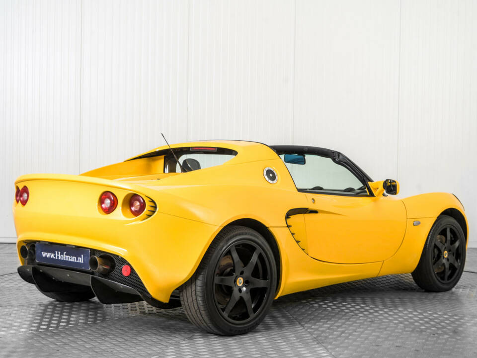 Image 2/50 of Lotus Elise (2003)