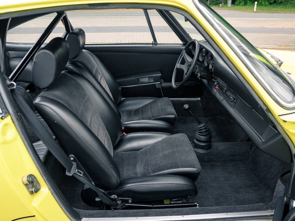 Afbeelding 23/46 van Porsche 911 Carrera RS 2.7 (Touring) (1973)